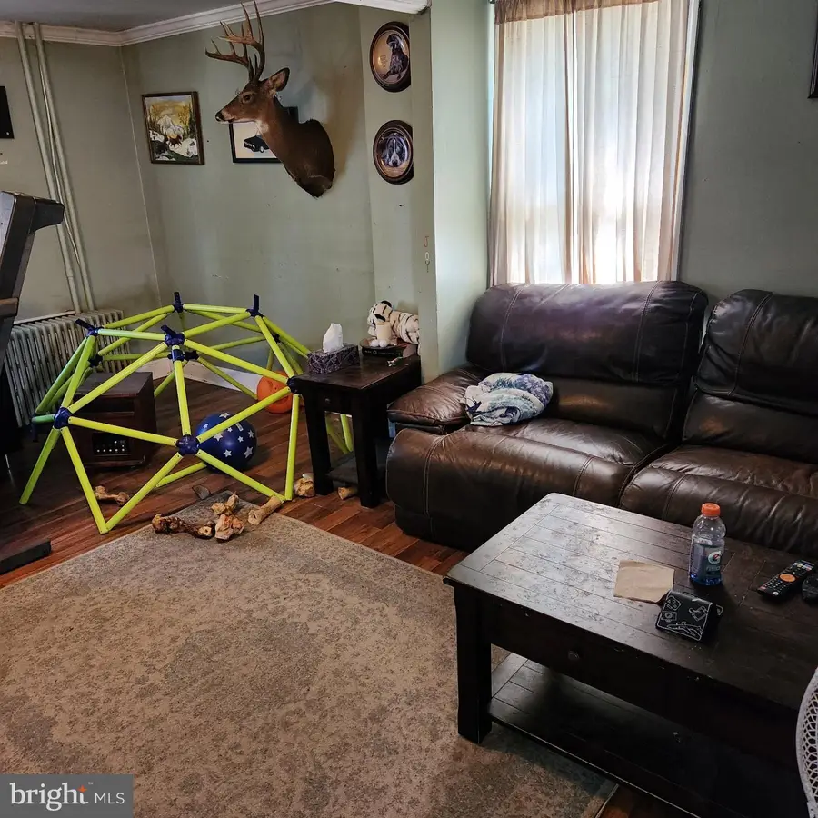 338 C St, Carlisle, PA 17013 - #3