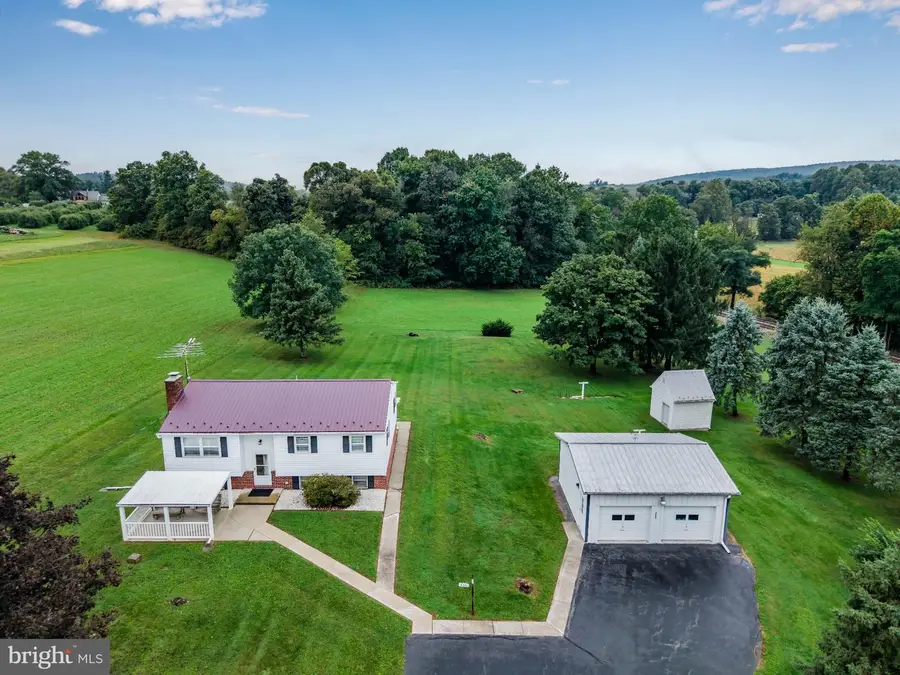 356 Georgetown Rd, Gardners, PA 17324 - #2