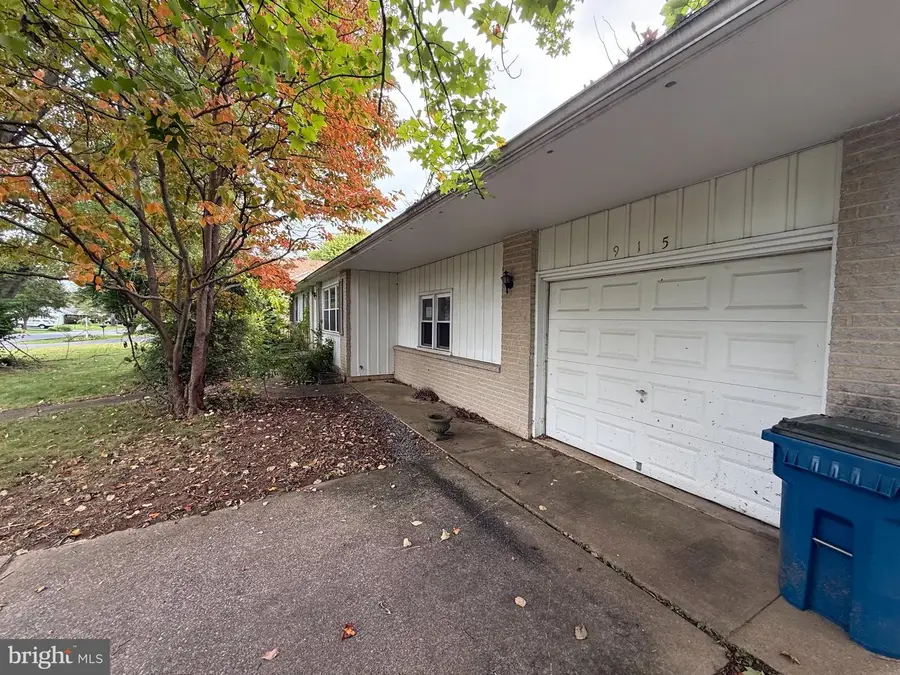 915 Sheffield Ave, Mechanicsburg, PA 17055 - #3