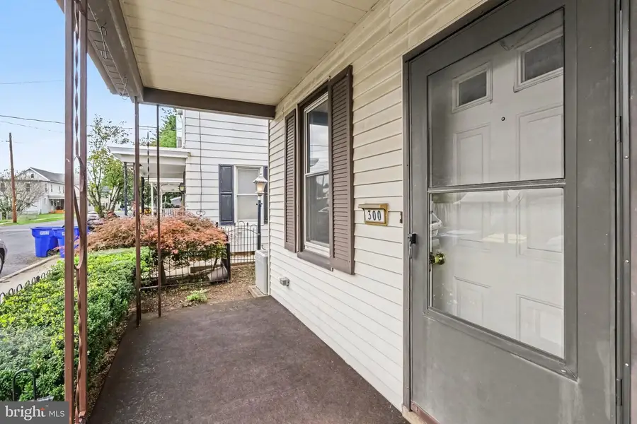 300 N Arch St, Mechanicsburg, PA 17055 - #3