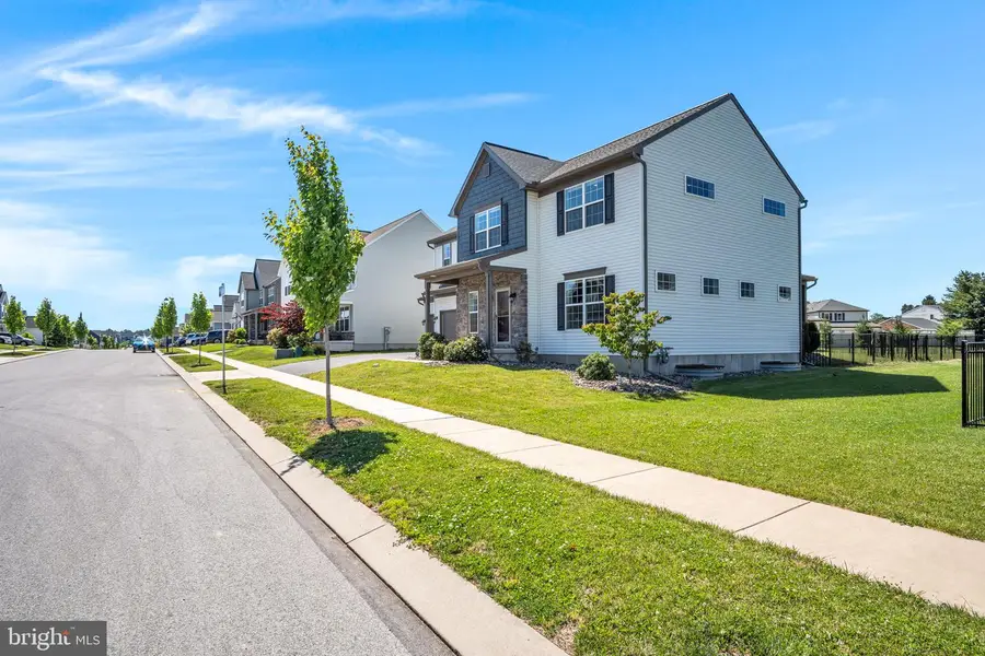 223 Wright Dr, Mechanicsburg, PA 17055 - #3
