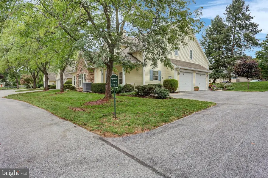 534 Brighton Pl, Mechanicsburg, PA 17055 - #3