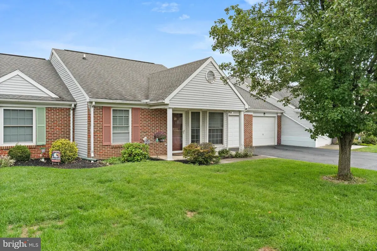 21 Westfields Dr, Mechanicsburg, PA 17050 - #1
