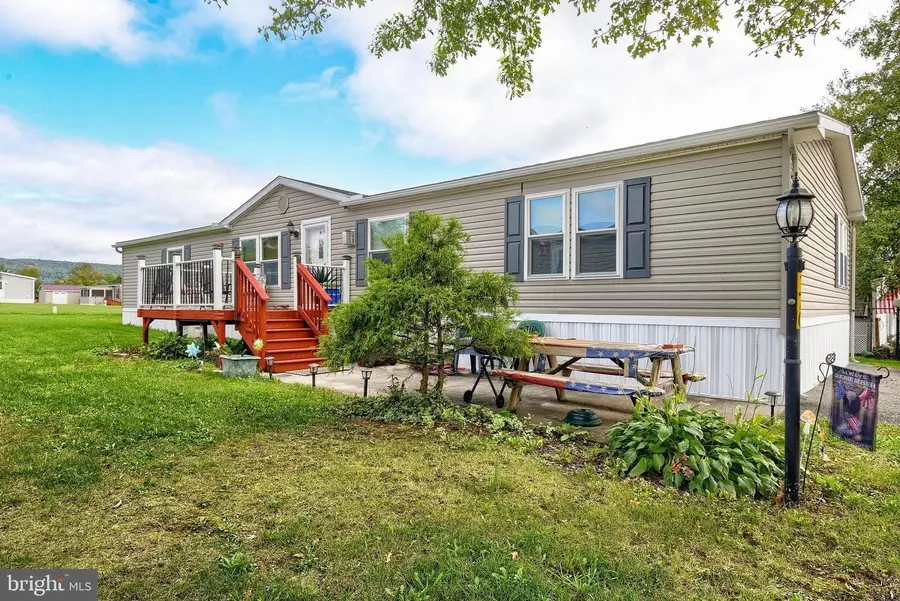 170 Country View Dr, Newville, PA 17241 - #2