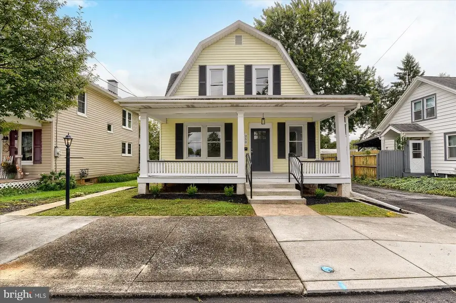 250 F St, Carlisle, PA 17013 - #3
