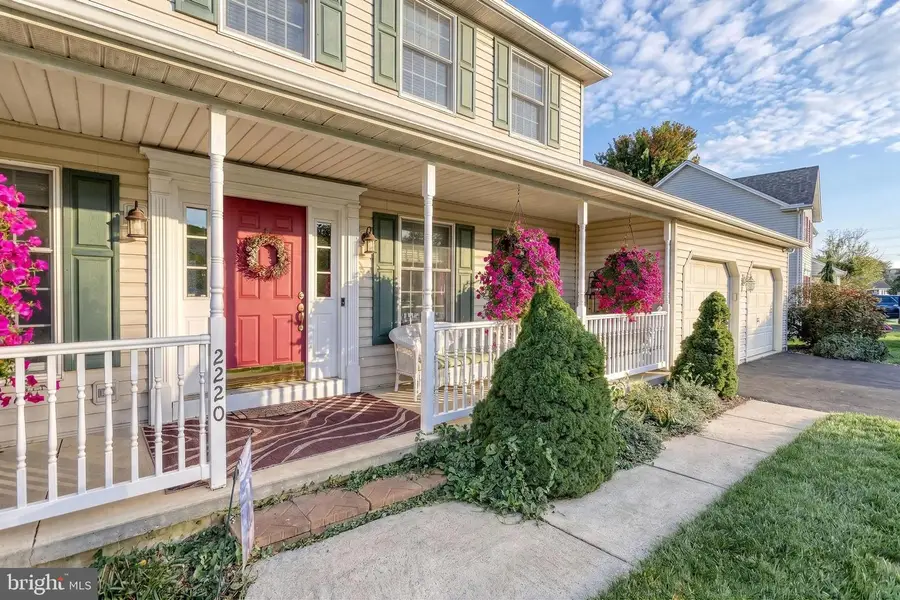 2220 Canterbury Dr, Mechanicsburg, PA 17055 - #3