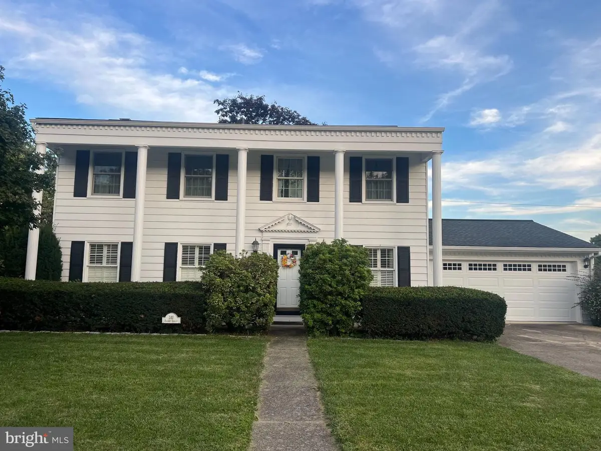 341 Regent St, Camp Hill, PA 17011 - #1