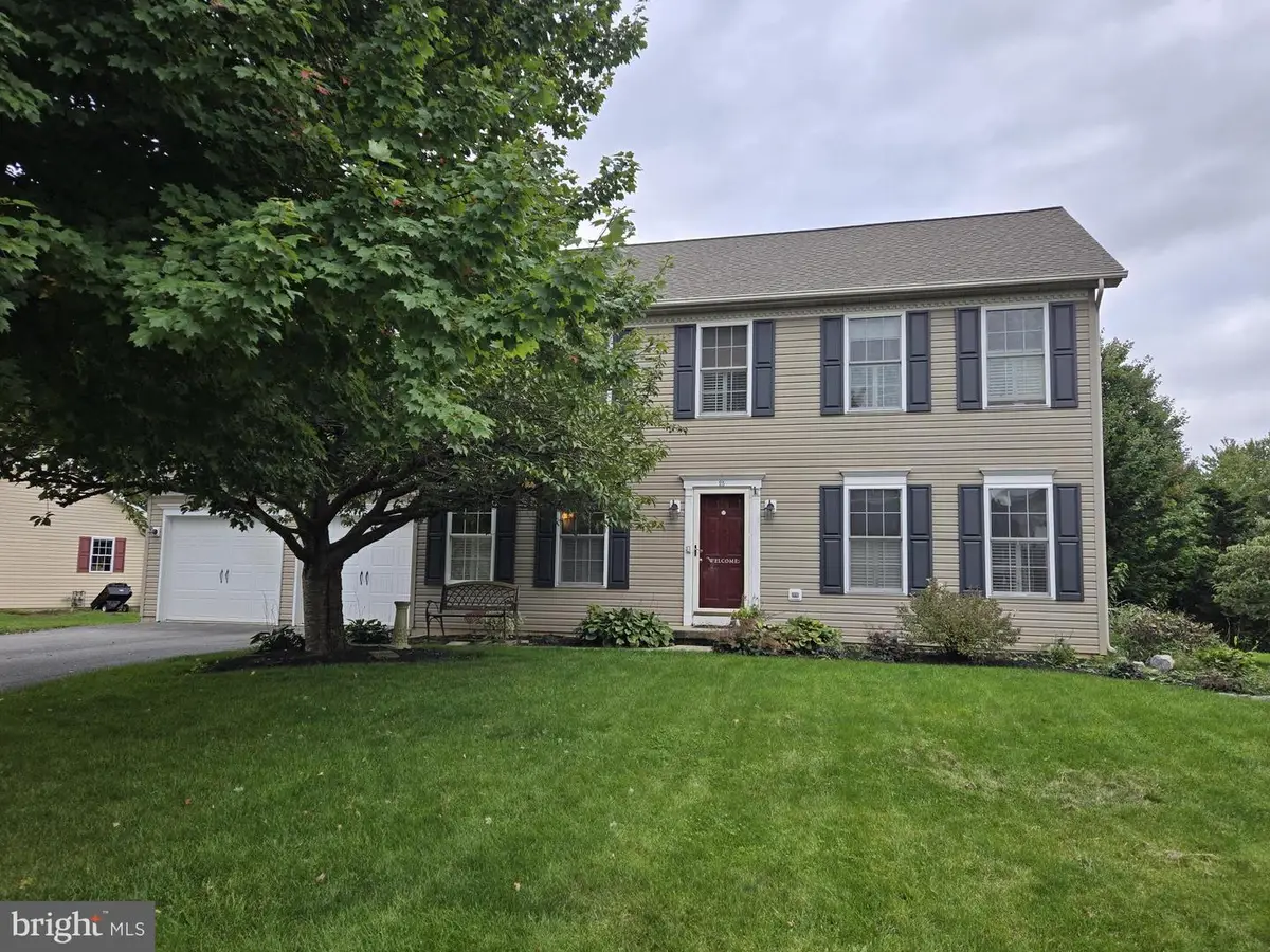 25 W Eppley Dr, Carlisle, PA 17015 - #1