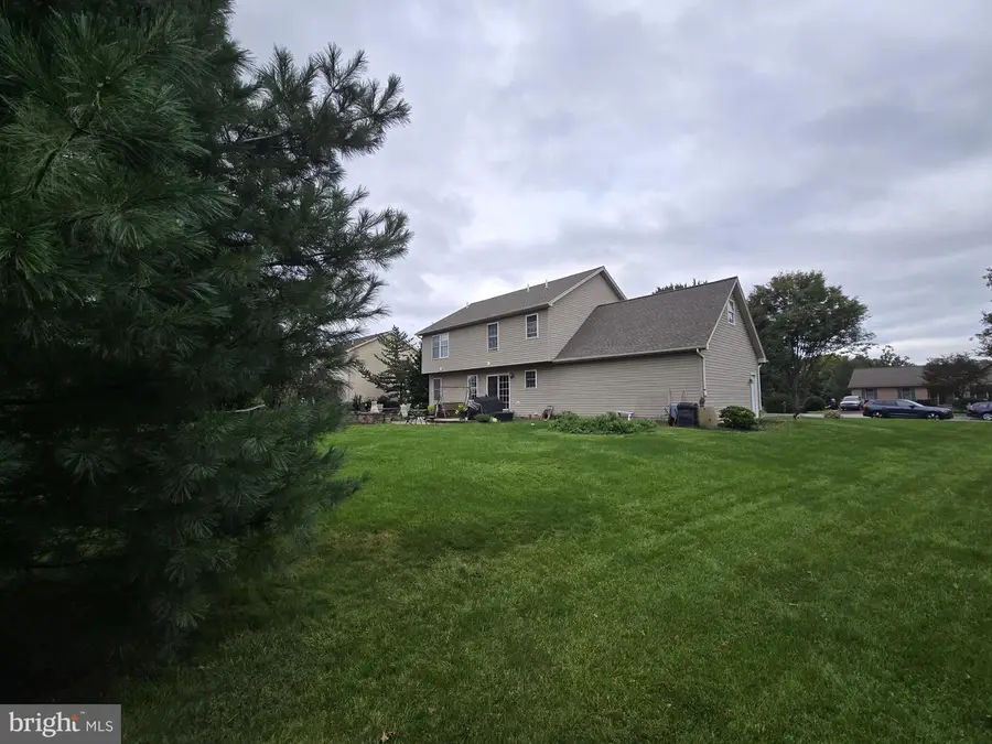 25 W Eppley Dr, Carlisle, PA 17015 - #3