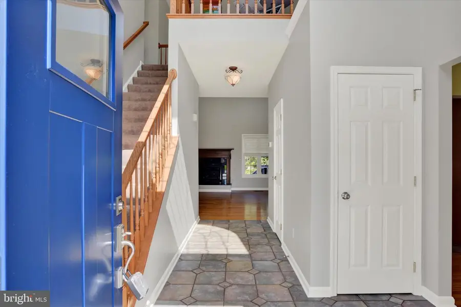 8 Meadowood Pl, Boiling Springs, PA 17007 - #2