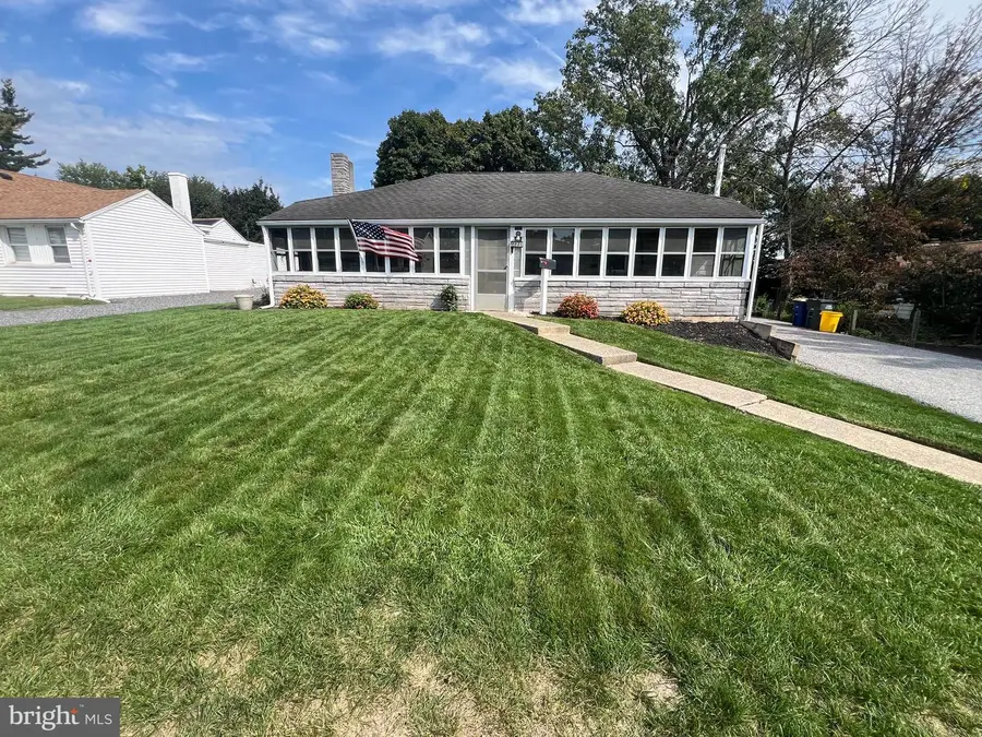 1131 Laurel Ave, Camp Hill, PA 17011 - #3