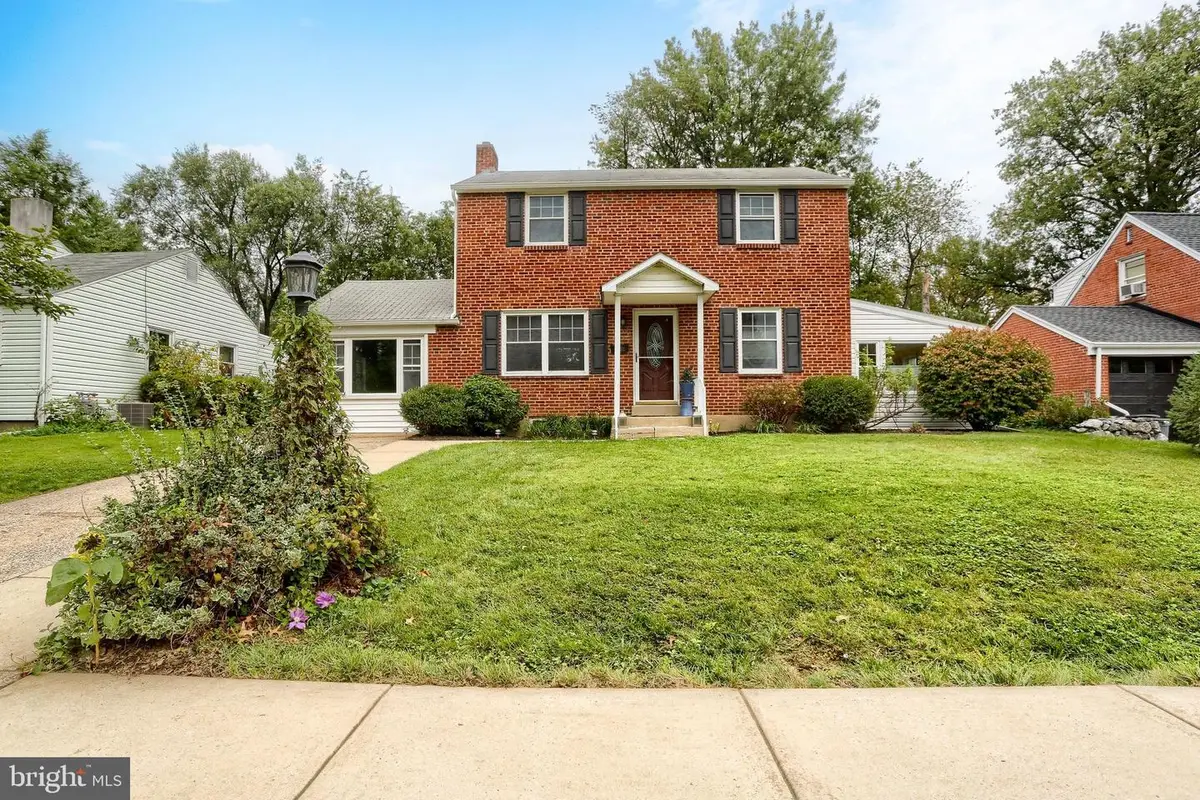 2002 Columbia Ave, Camp Hill, PA 17011 - #1