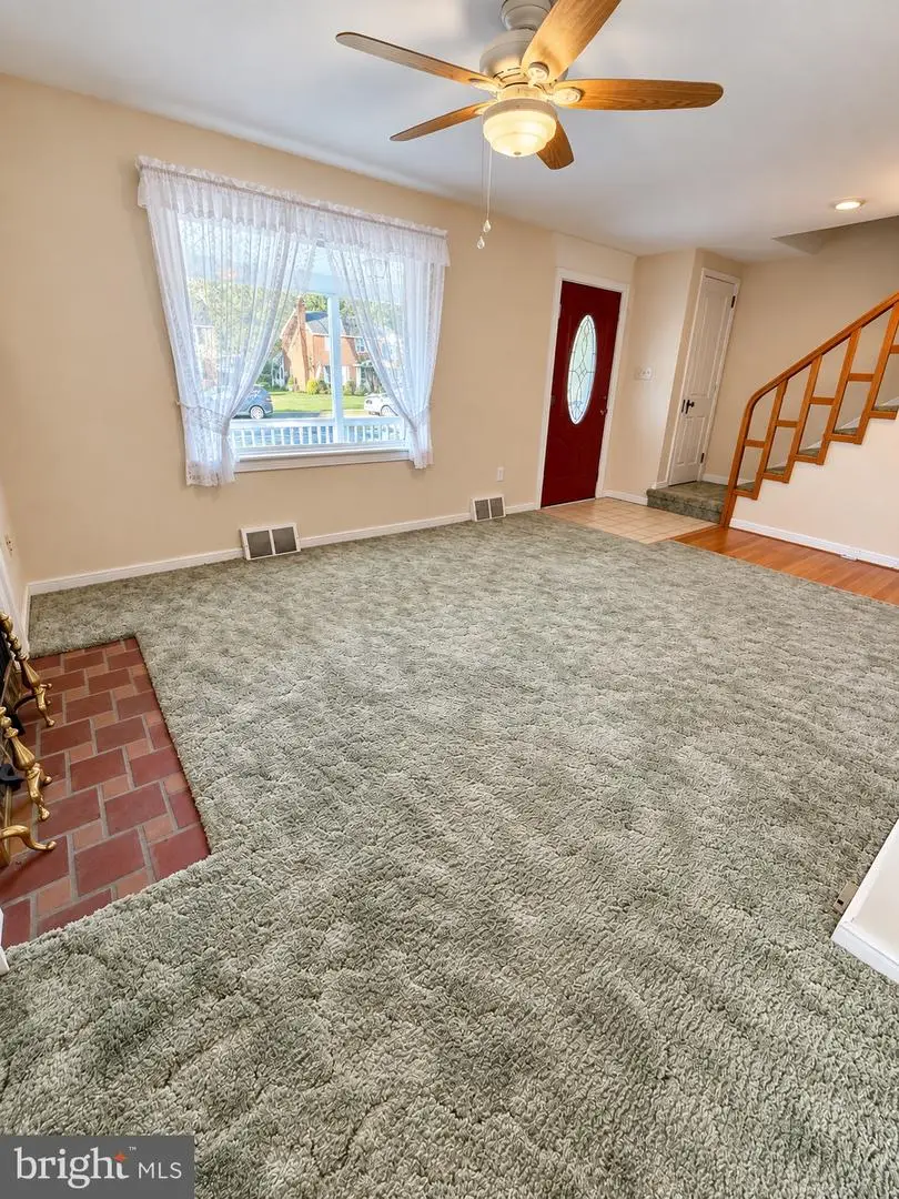 1717 Warren St, New Cumberland, PA 17070 - #2