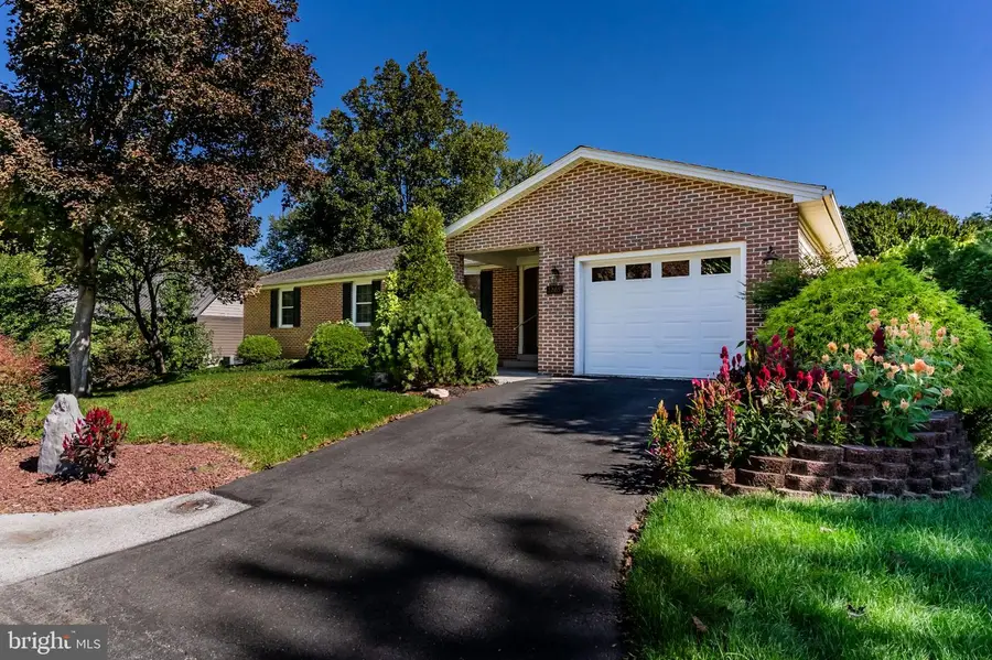 5269 Terrace Rd, Mechanicsburg, PA 17050 - #3