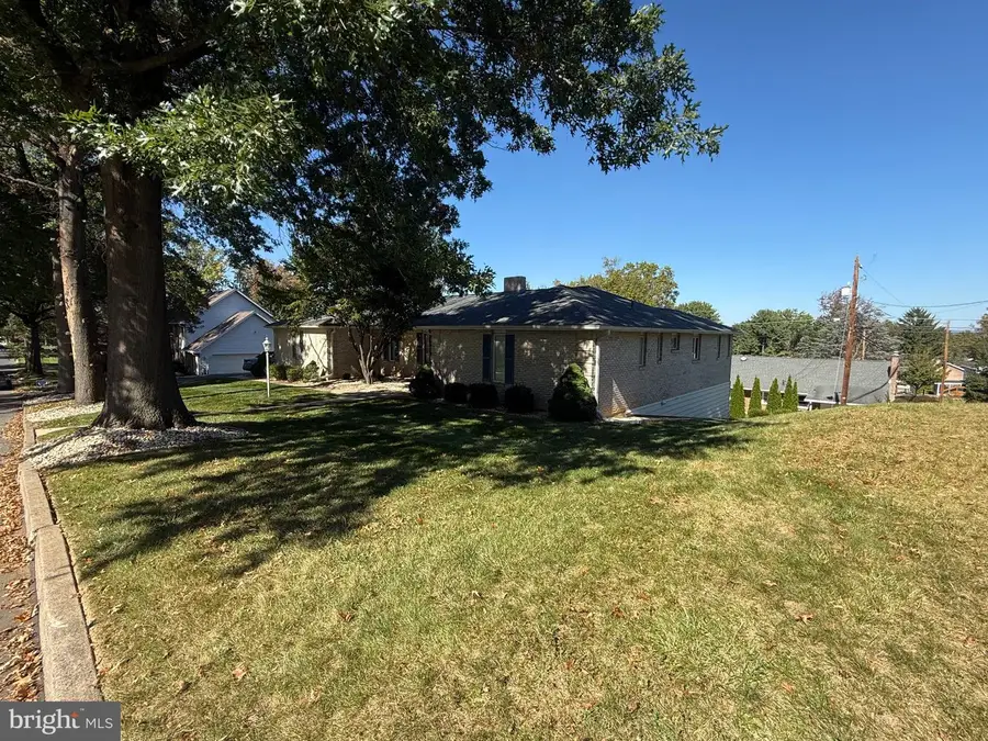 513 Gale Road Rd, Camp Hill, PA 17011 - #2