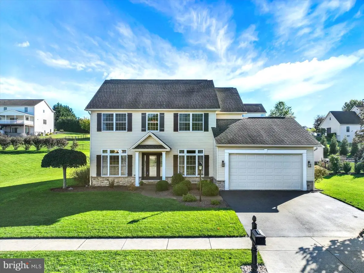 3929 Trayer Ln, Mechanicsburg, PA 17050 - #1