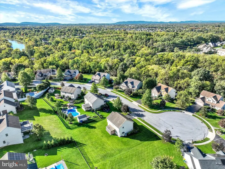 3929 Trayer Ln, Mechanicsburg, PA 17050 - #3