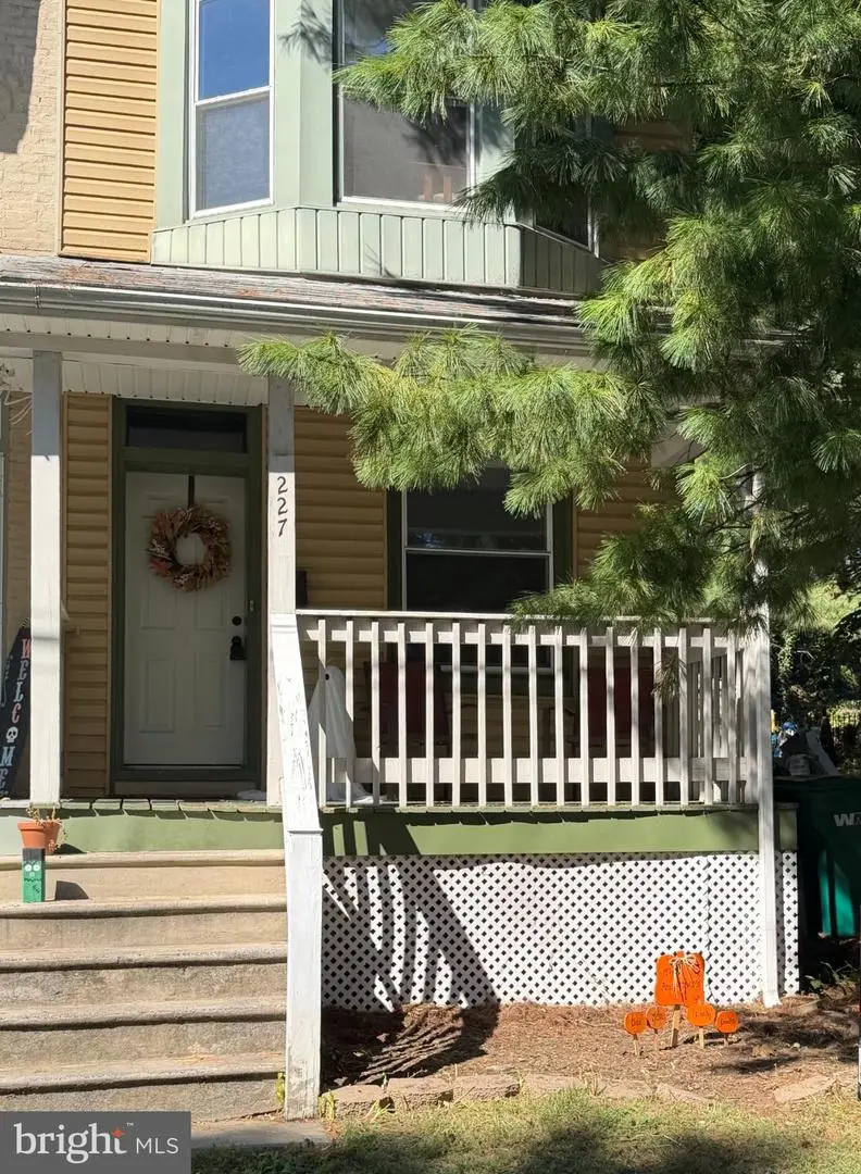 227 Pennsylvania Ave, Enola, PA 17025 - #1