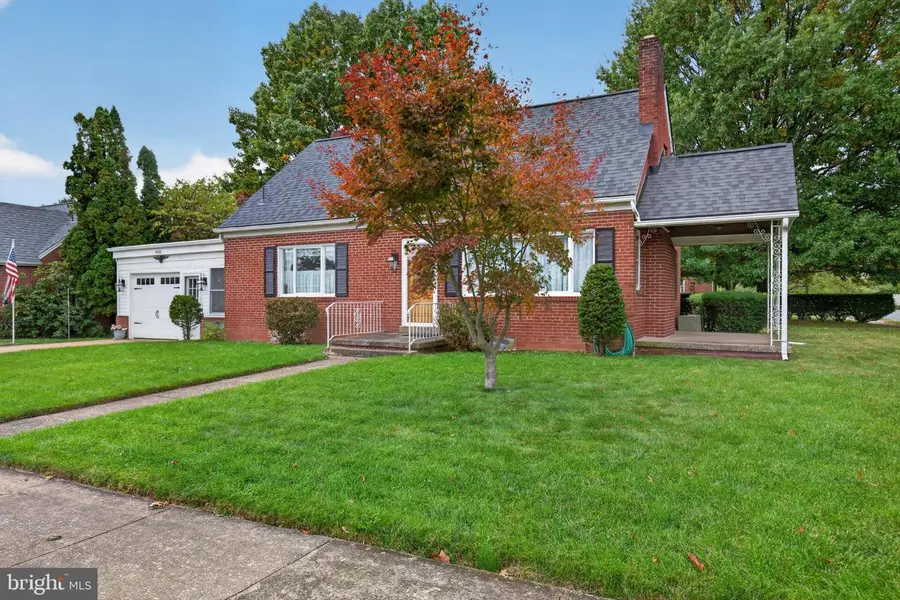 900 S 31st St, Camp Hill, PA 17011 - #3