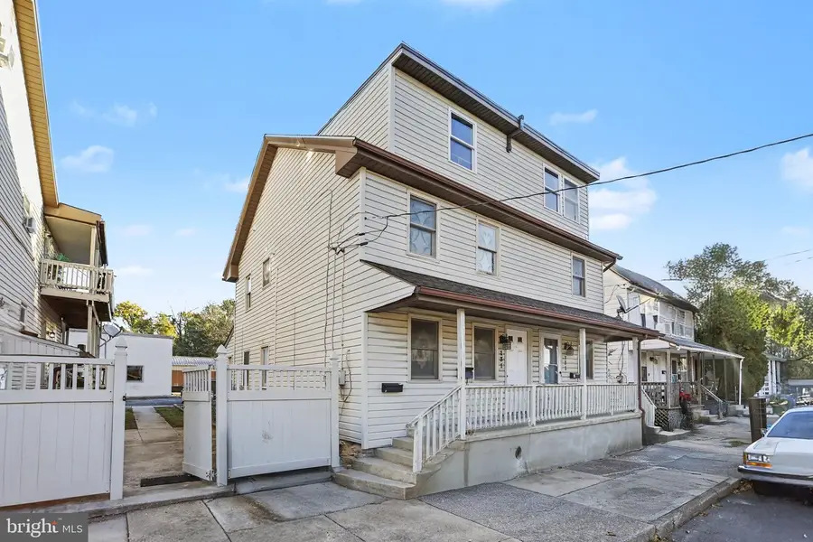 131 S Market St, New Cumberland, PA 17070 - #2
