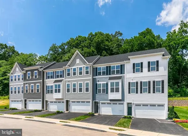 30 Rail Yard Dr, ENOLA, PA 17025