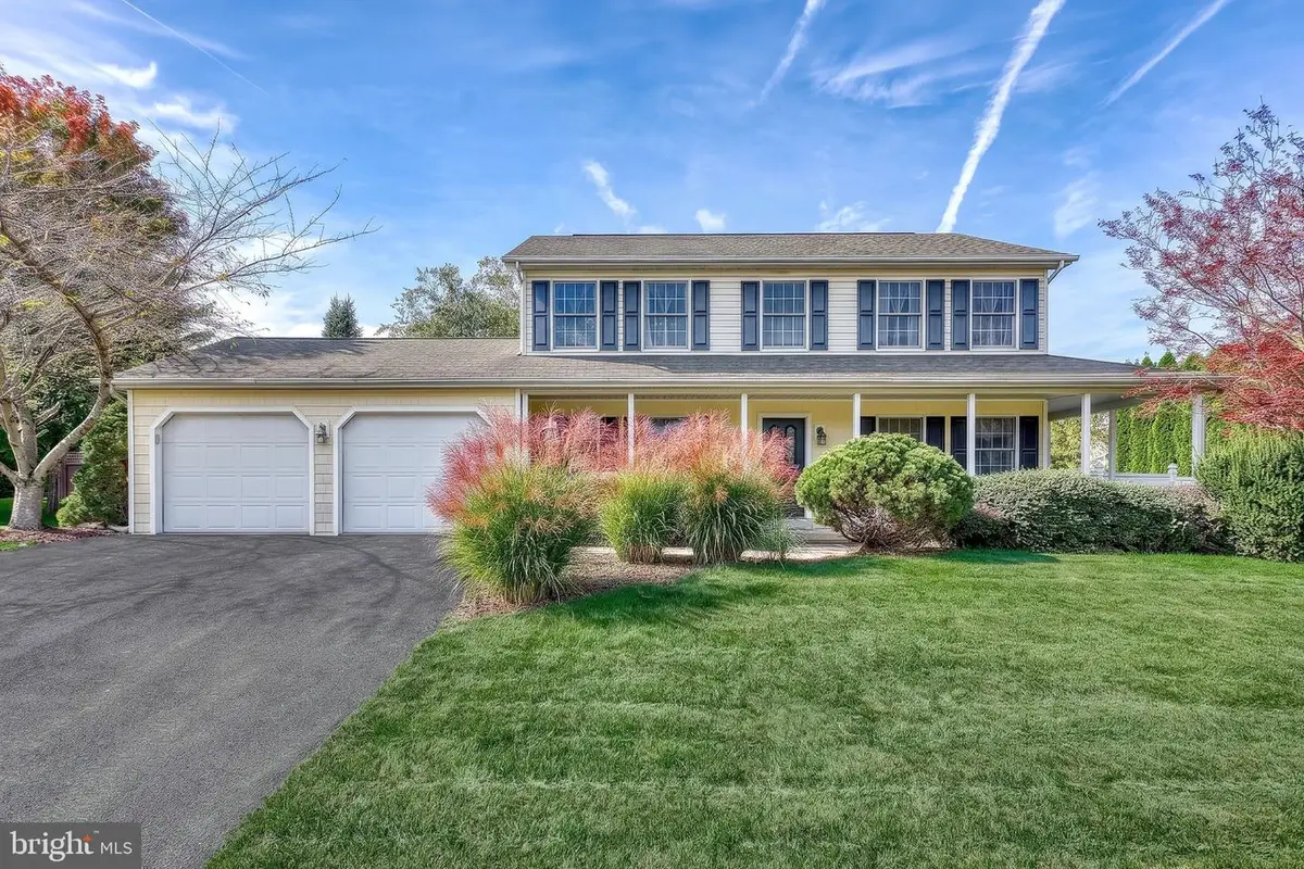 855 Club House Dr, Mechanicsburg, PA 17050 - #1