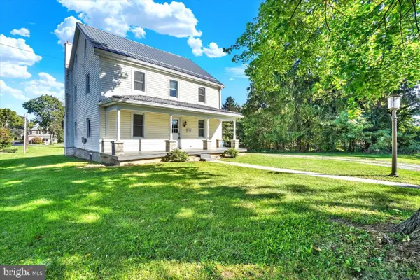 3311 Chestnut St, CAMP HILL, PA 17011