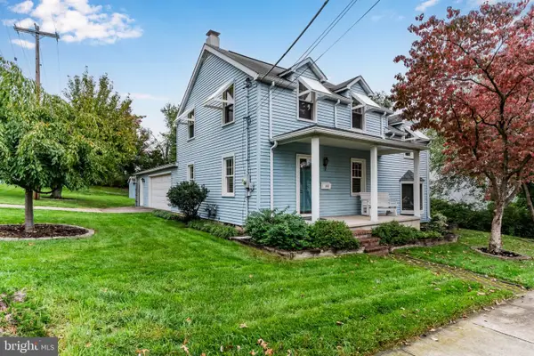 101 S 18th St, CAMP HILL, PA 17011