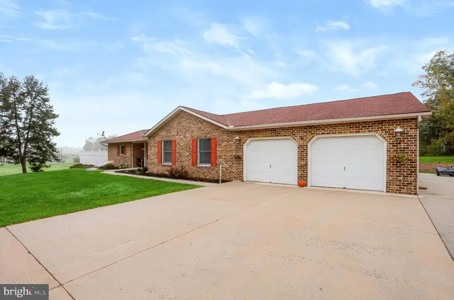 46 Fry Rd, Newville, PA 17241 - #3