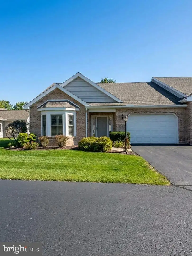 54 Creek Bank Dr, Mechanicsburg, PA 17050 - #2