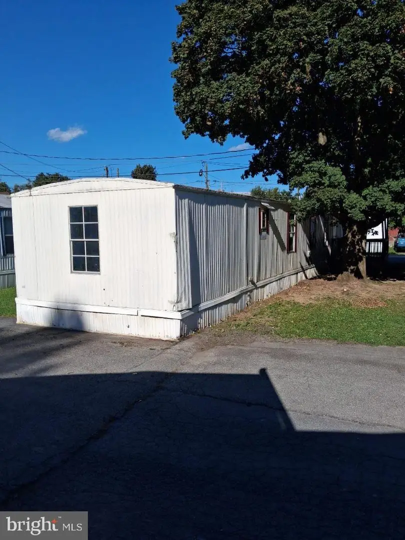 20 Town Mills Mobile Home Park, Shippensburg, PA 17257 - #2