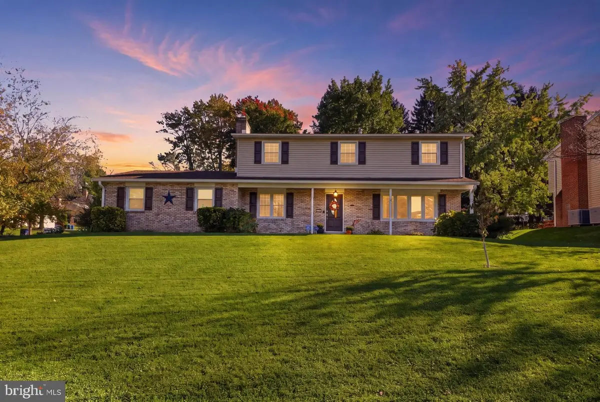 26 Glendale Dr, Mechanicsburg, PA 17055 - #1
