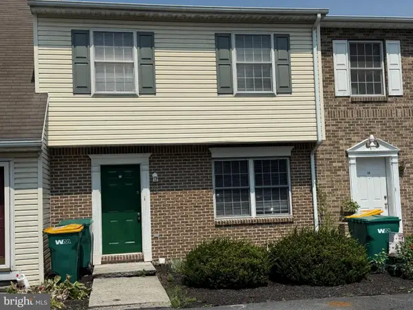 37 Queen Ave, ENOLA, PA 17025