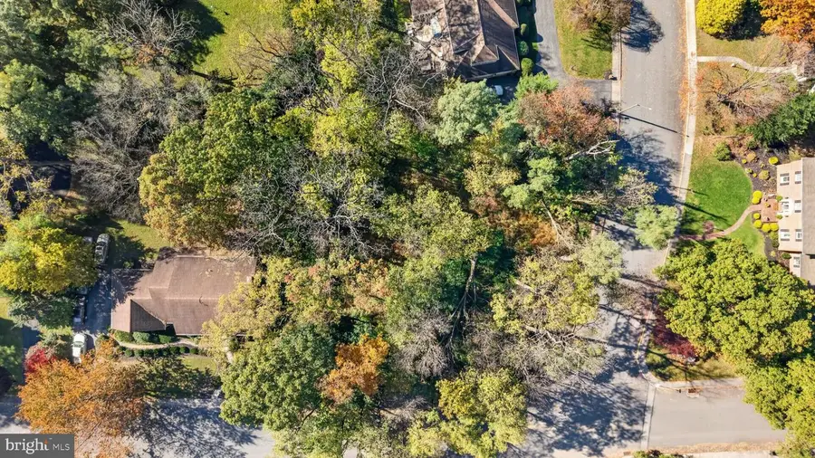 500 Bosler Dr, Carlisle, PA 17013 - #2