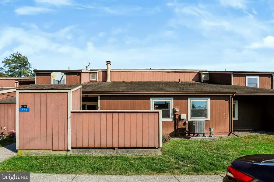 224 Brian Dr, Enola, PA 17025 - #2