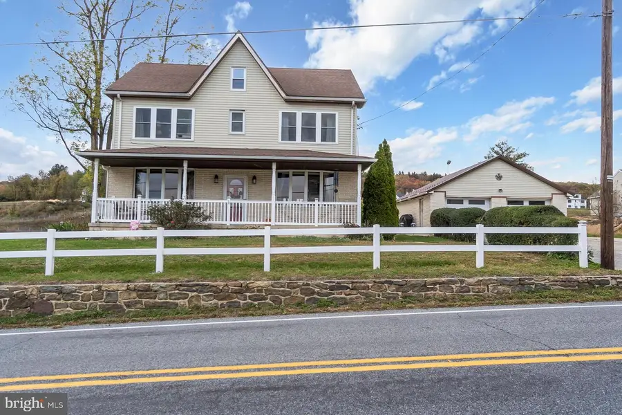 1772 Mahoning Dr W, Lehighton, PA 18235 - Image #2