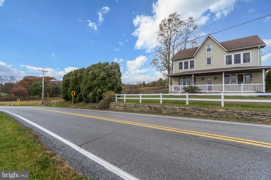 1772 Mahoning Dr W, Lehighton, PA 18235 - Image #3