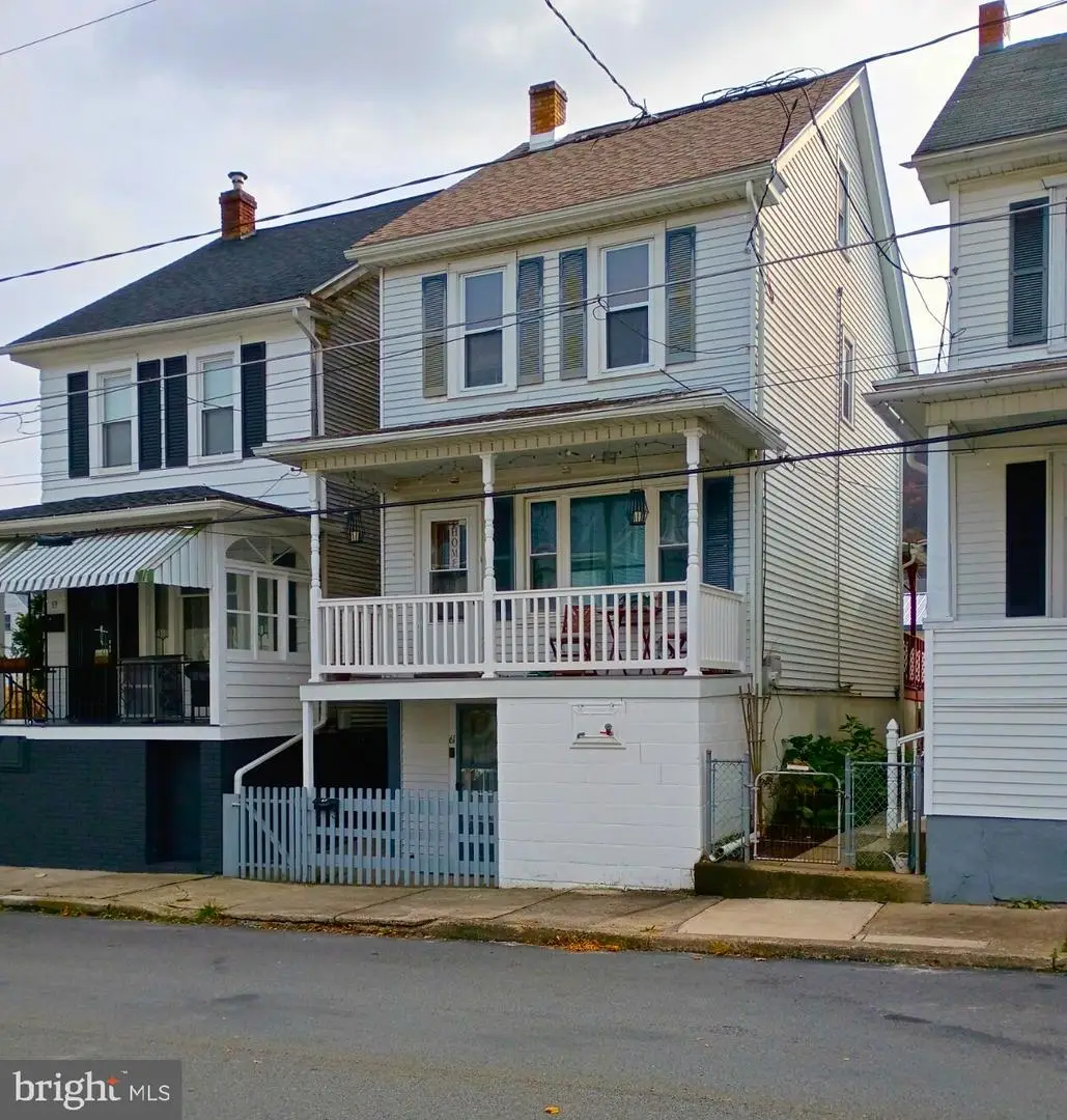 61 W Rhume St, Nesquehoning, PA 18240 - Image #1