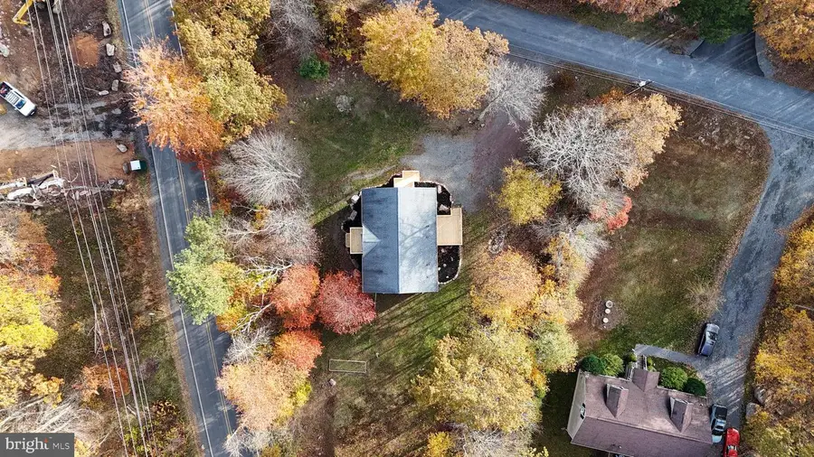 31 Orange Ln, Jim Thorpe, PA 18229 - Image #3