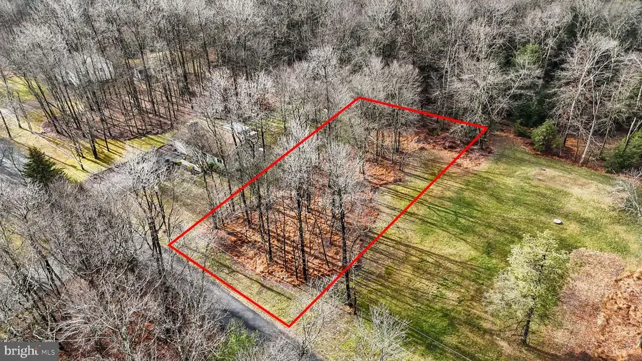 17 Navajo Trl, Albrightsville, PA 18210 - Image #2