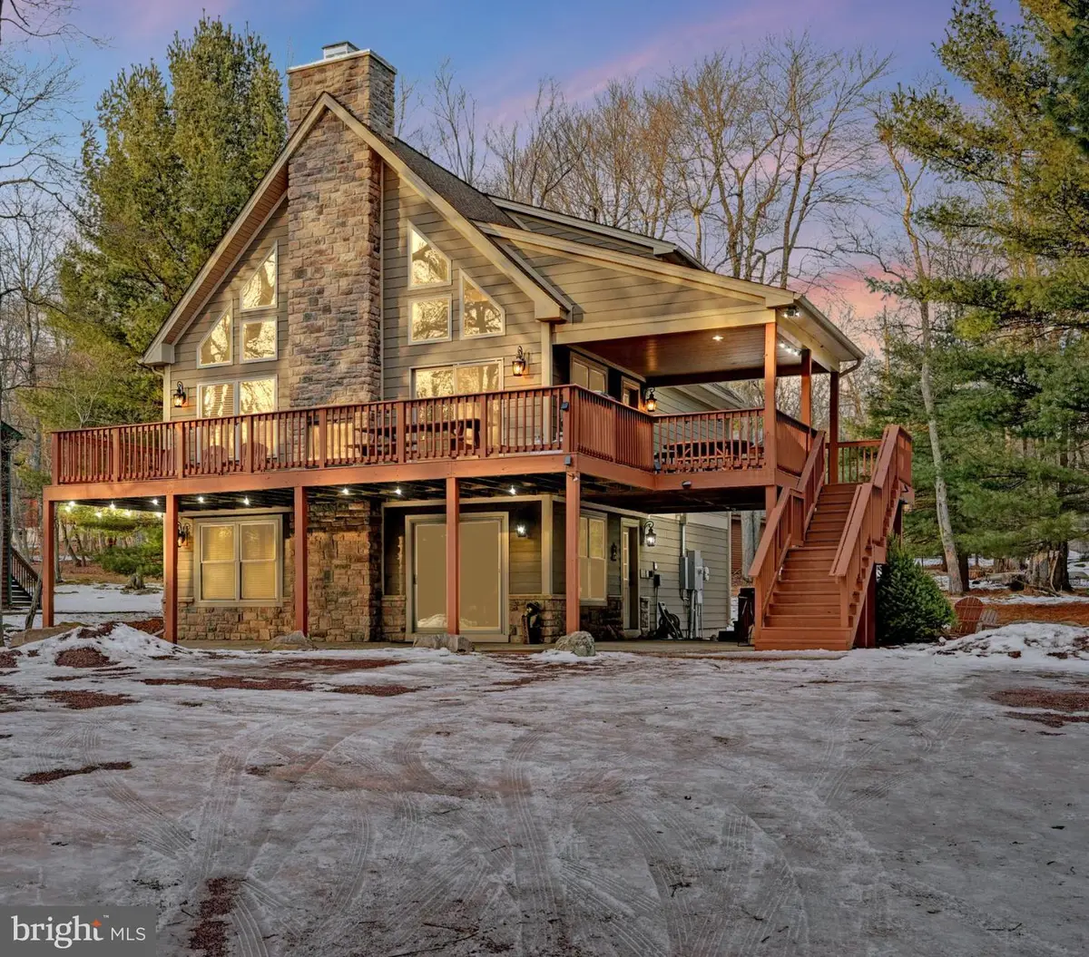 136 Pineknoll Dr, Lake Harmony, PA 18624 - #1