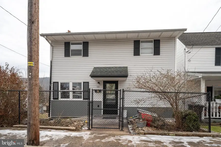 136 E Garibaldi Ave, Nesquehoning, PA 18240 - Image #2