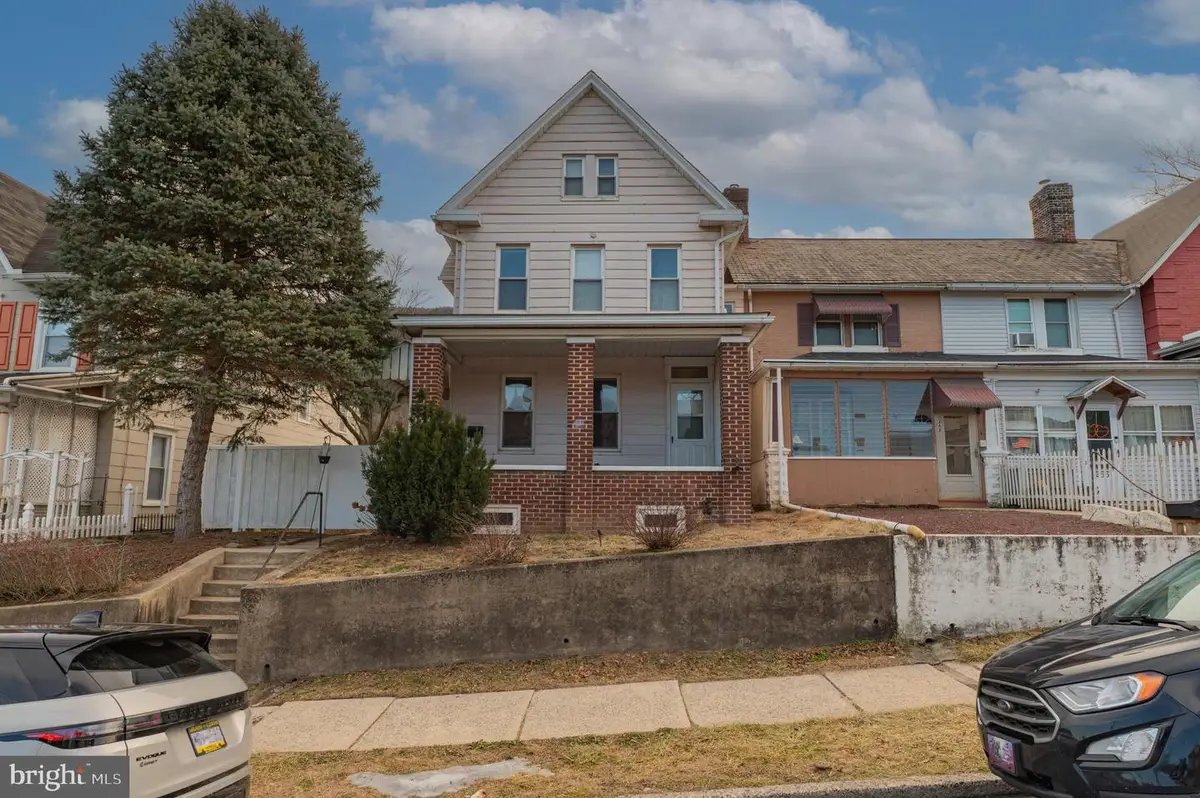 270 Lehigh Ave, Palmerton, PA 18071 - Image #1