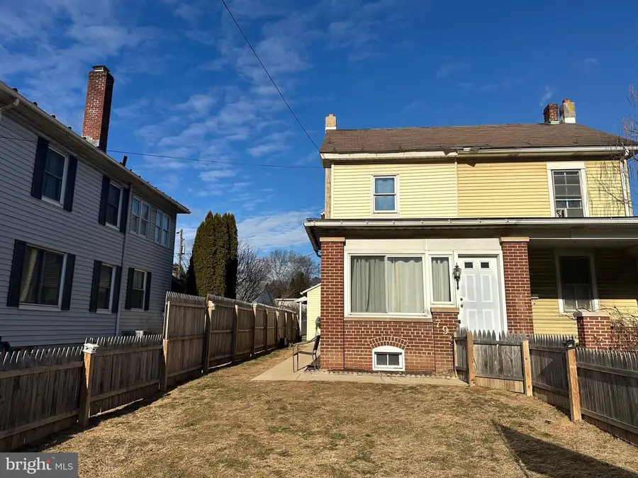 793 Delaware Ave, Palmerton, PA 18071 - #2