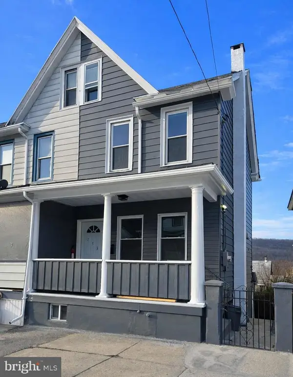 253 E Abbott, LANSFORD, PA 18232