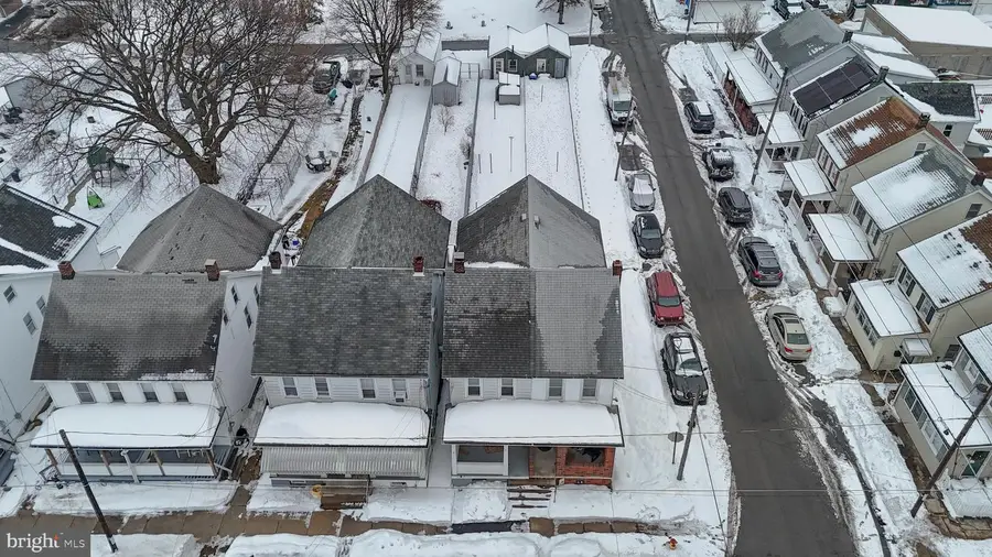 103 E Amidon St, Summit Hill, PA 18250 - #2