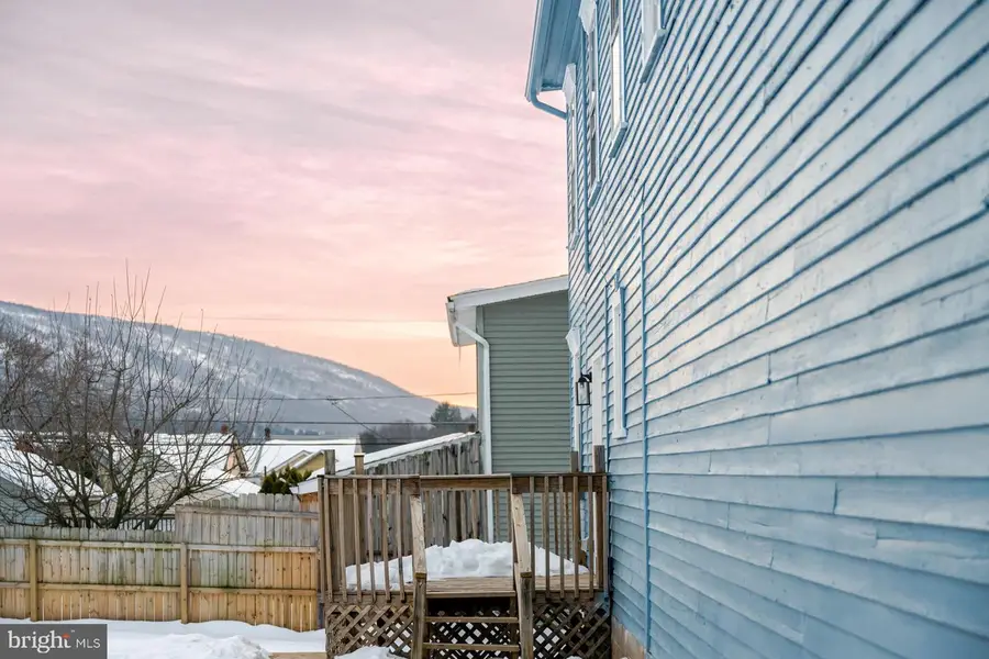 536 Ore St, Palmerton, PA 18071 - #3