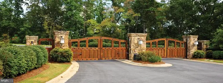 446 Mountainwoods Dr, Lake Harmony, PA 18624 - #1