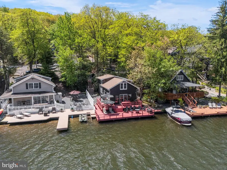 36 S Lake Dr, Lake Harmony, PA 18624 - #2