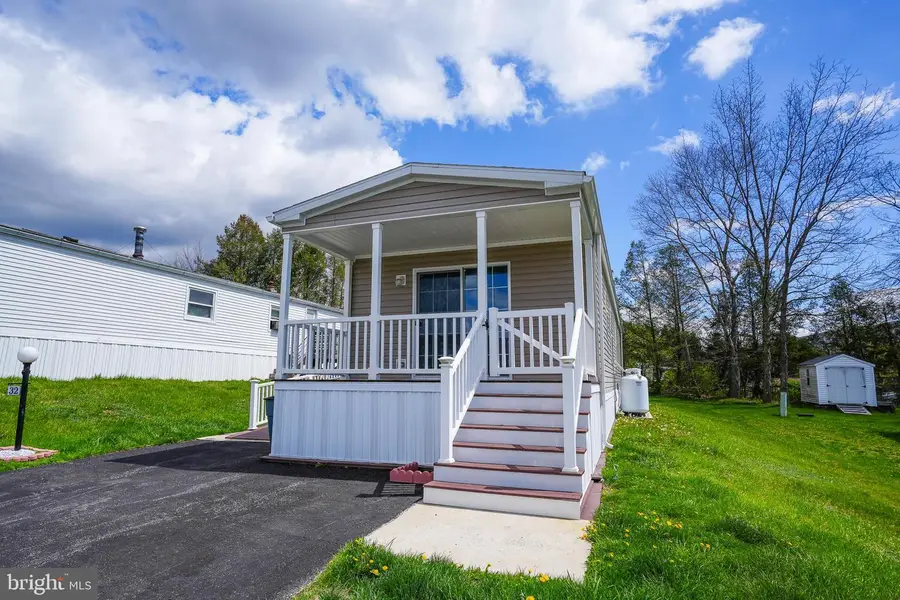 32 Hillside Pl, Kunkletown, PA 18058 - #2